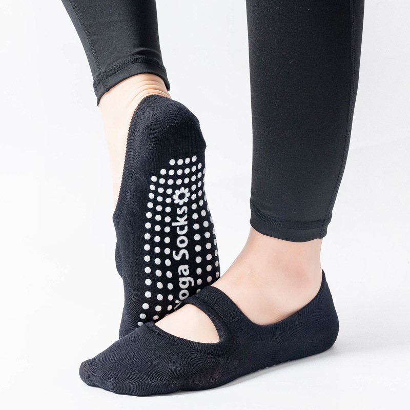 3 Pasang Kaus Kaki Yoga Wanita - Trampoline Park Sock ulasan dan harga