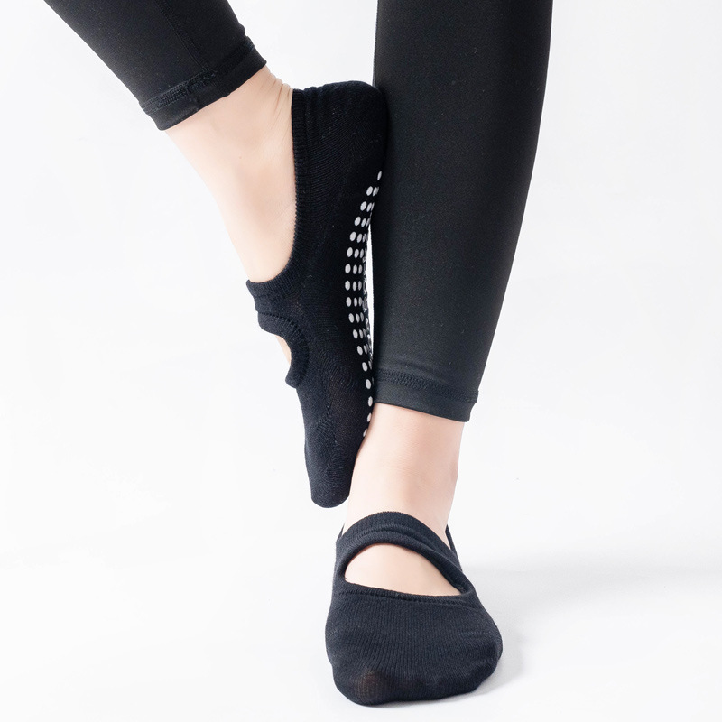 3 Pasang Kaus Kaki Yoga Wanita - Trampoline Park Sock ulasan dan harga