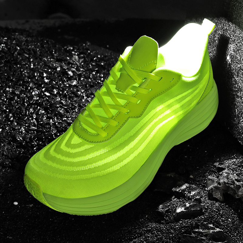 Sepatu Lari Pria Wide Toe Mini - Outdoor Sport Court ulasan dan harga